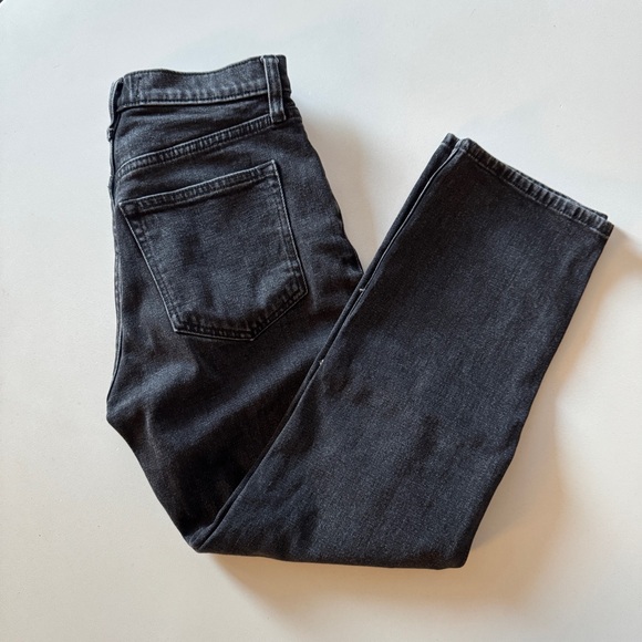 Abercrombie & Fitch Ankle Straight Ultra High Rise Black Jeans Size 26 Short - Picture 2 of 5